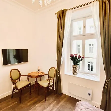 Kochanowskiego - Topolove & Apartamento *